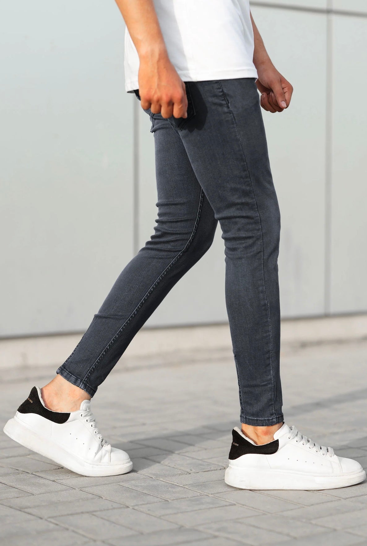 Gray Light faded Jeans Ankle Fit